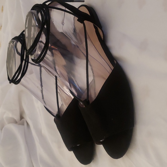 Women's Tie up Sandals 8.5 - Picture 1 of 7